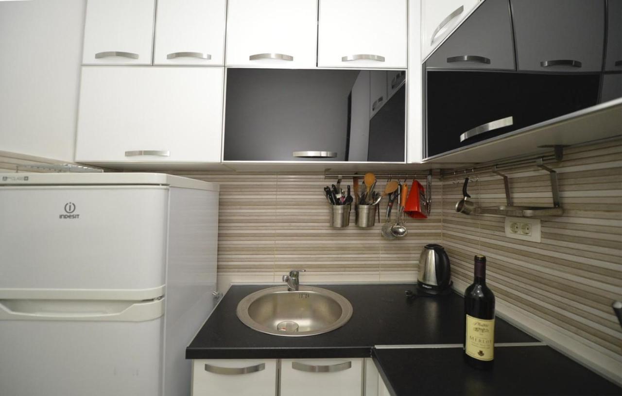 Central Apartment Njegoseva 214 Kotor Bagian luar foto